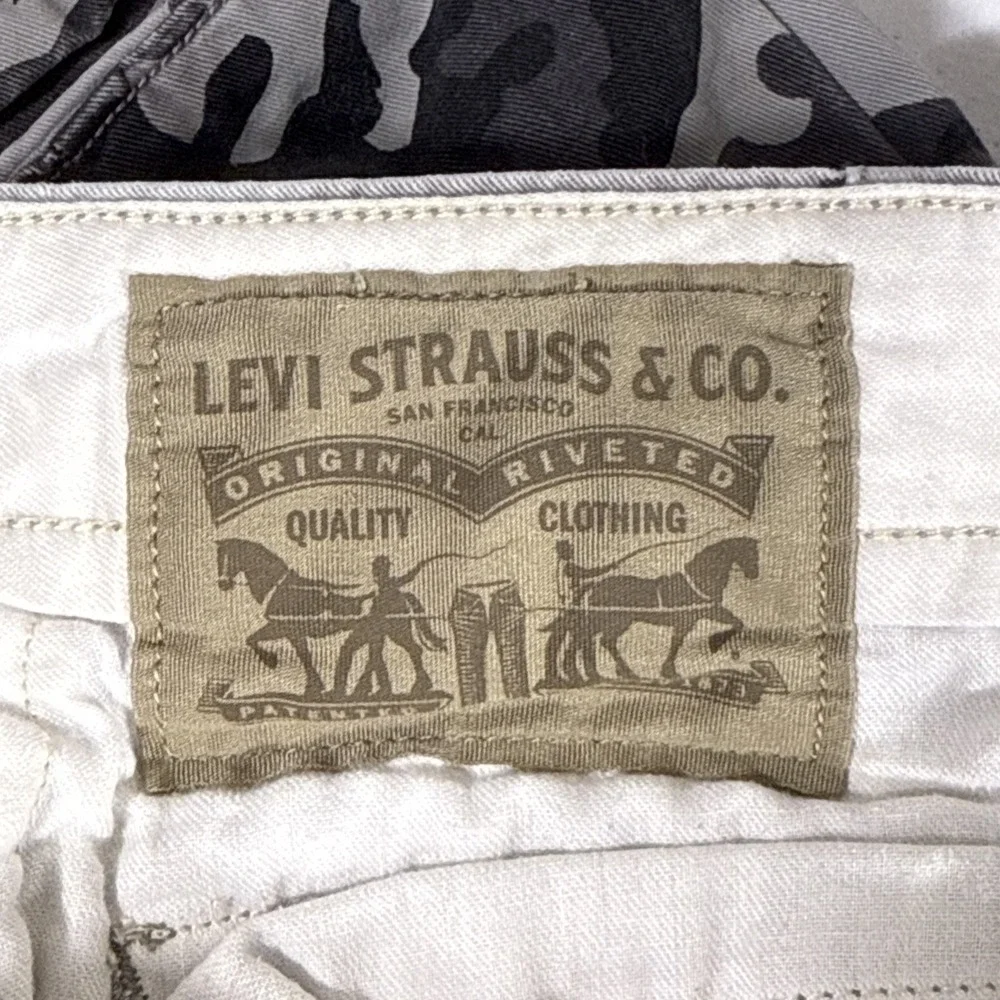 Levis there some